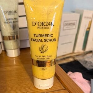 D'Or Skincare Turmeric Facial Scrub - Yellow
